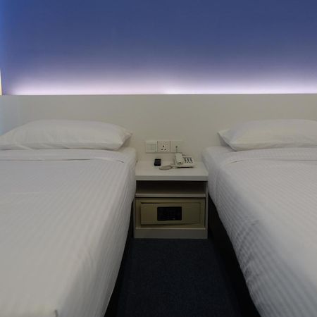Lodge 10 Hotel Seremban Szoba fotó